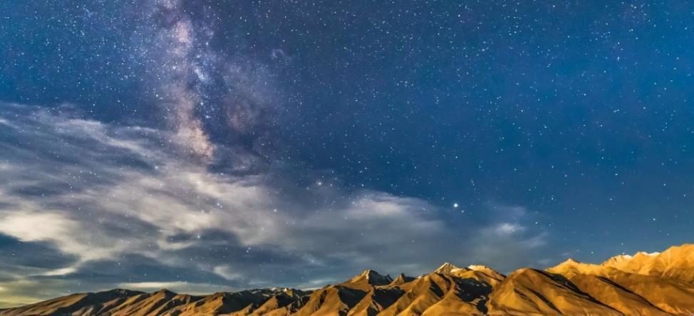 地球夜景软件苹果版(地球夜景软件苹果版下载安装)